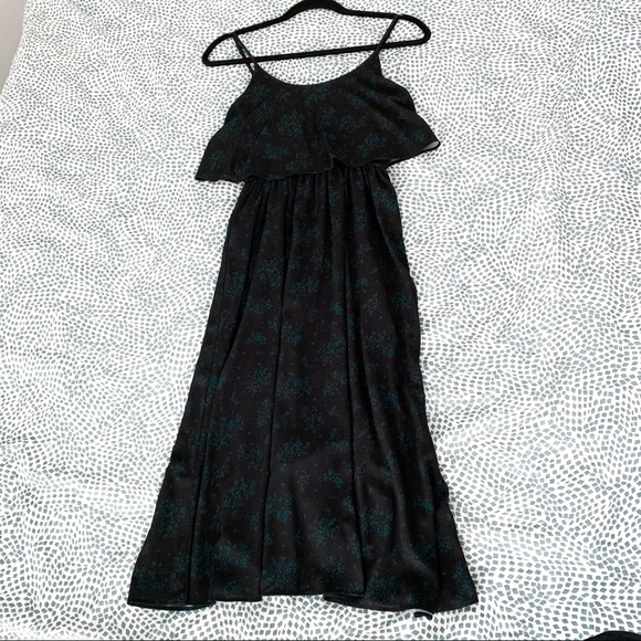 OAK + FORT | Mid-Length Flowy Dress - Picture 5 of 11